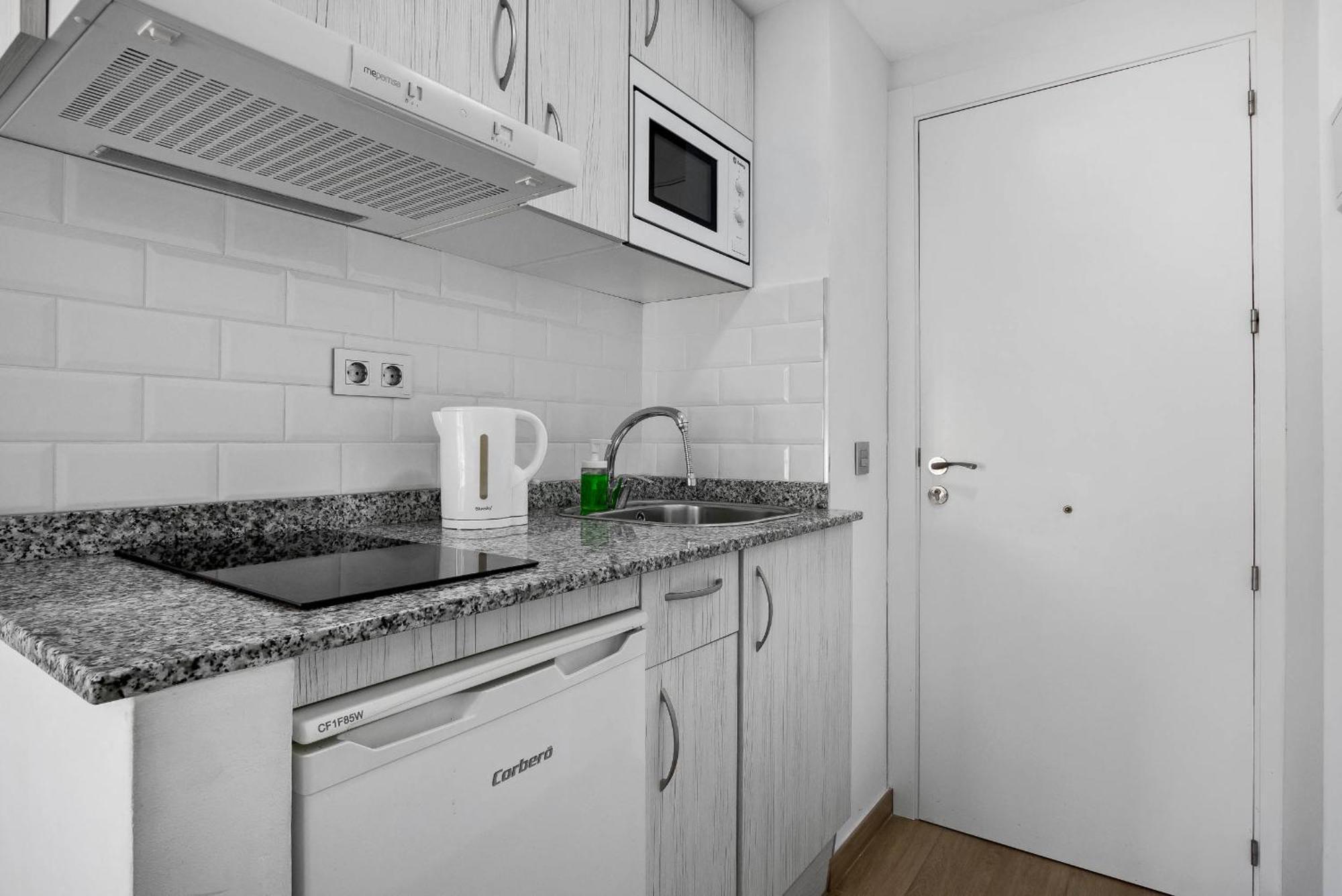 Carihuela Palace 417 By Ivi Real Estate Torremolinos Dış mekan fotoğraf
