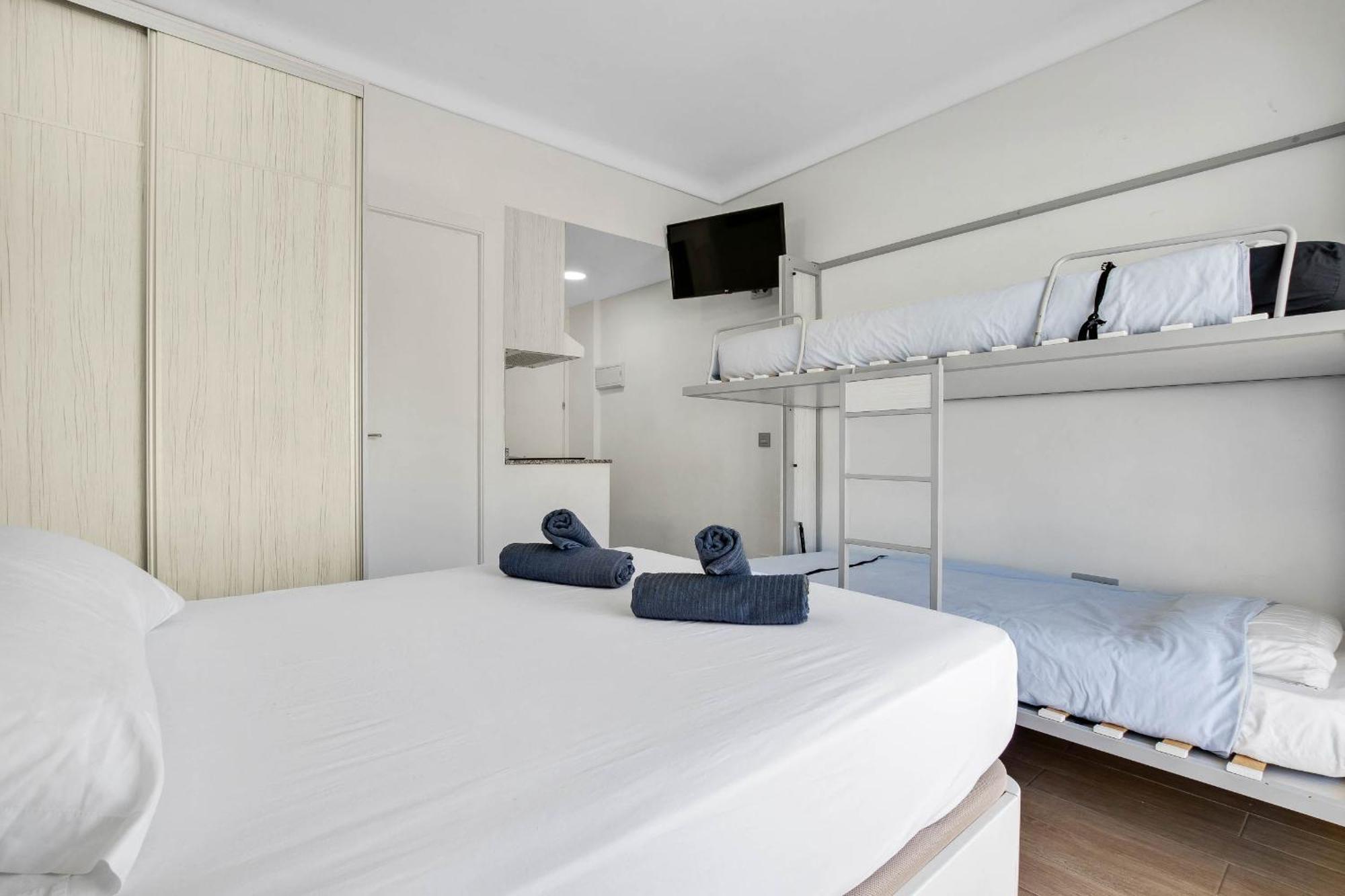 Carihuela Palace 417 By Ivi Real Estate Torremolinos Dış mekan fotoğraf